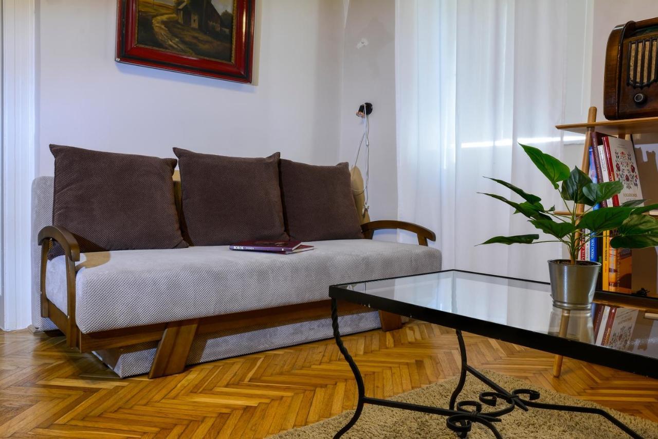 Appartement Demetrovics Udvarhaz *