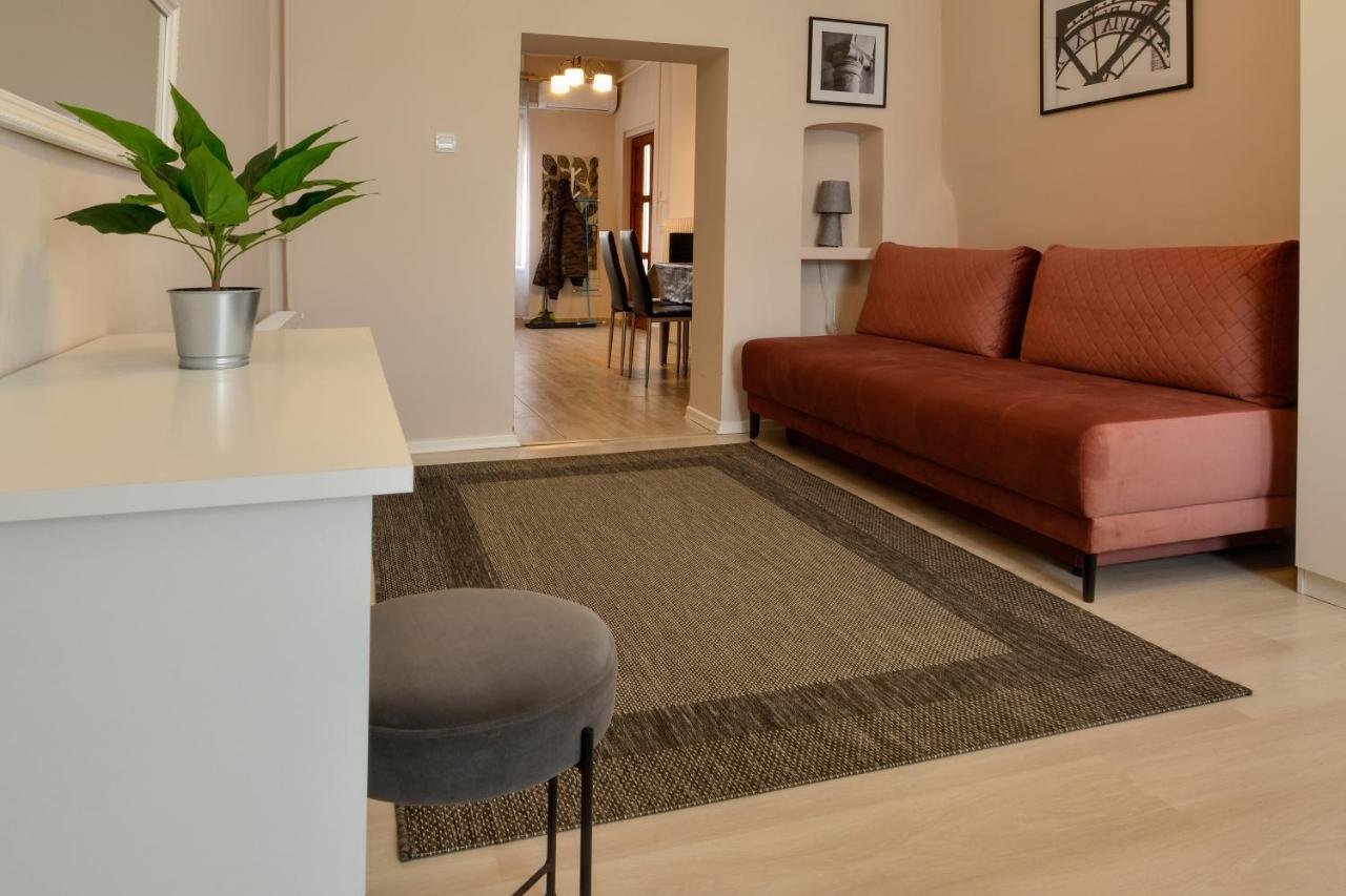Demetrovics Udvarhaz Appartement Eger