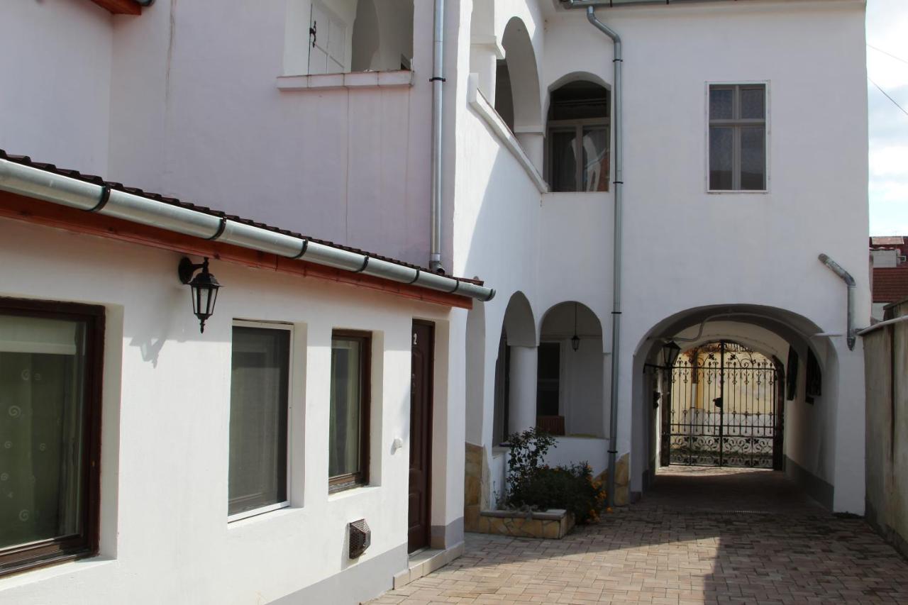 Demetrovics Udvarhaz Appartement *